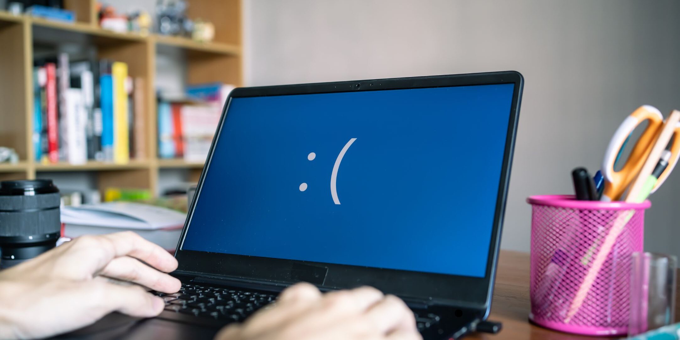Se la schermata blu ti chiede di cliccare…  be, scappare può essere una buona idea
